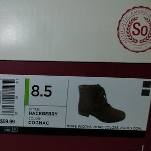 SO Cognac Hackberry ladies boots Size 8.5